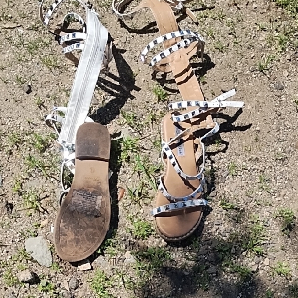 Women's Strappy Sandals in Silver